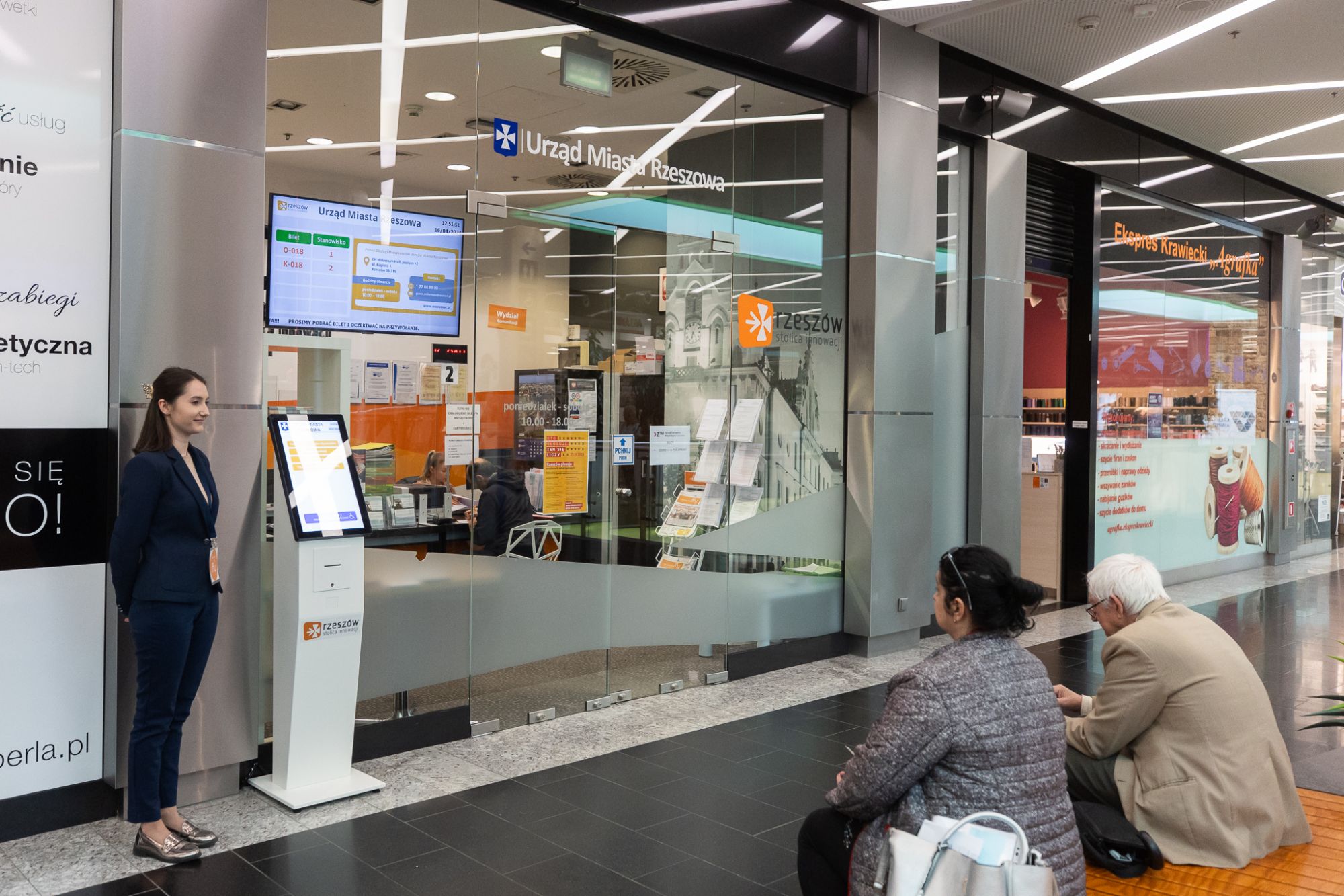 zdjęcie z Punktu Obsługi Mieszkańc&oacute;w, fot. Grzegorz Bukała, Urząd Miasta Rzezowa